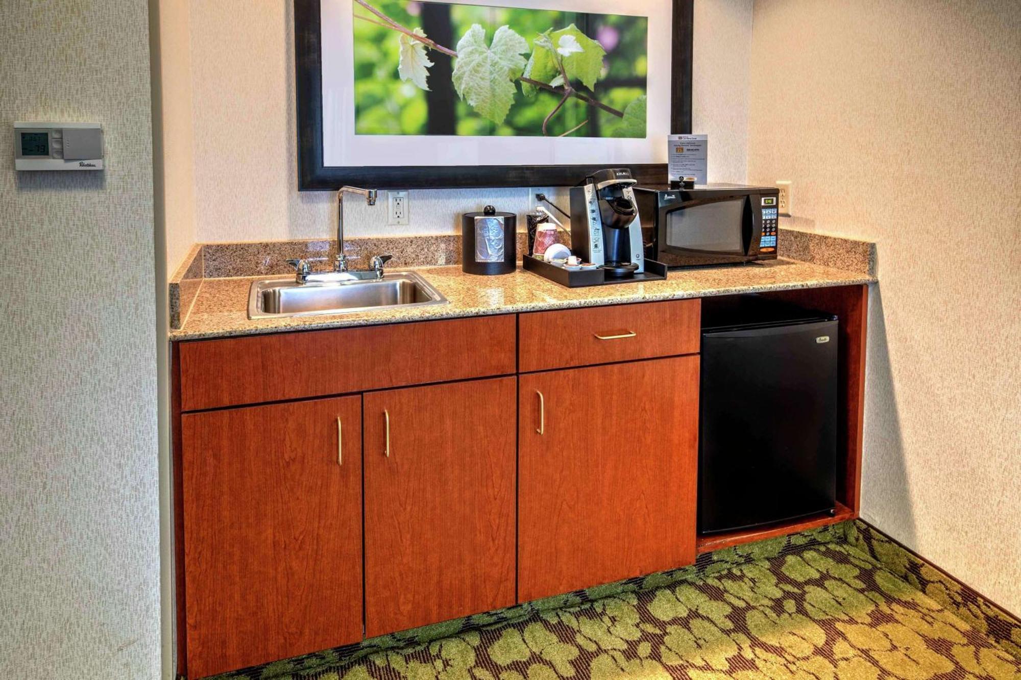 Hilton Garden Inn Minneapolis/Іден-Прері Екстер'єр фото